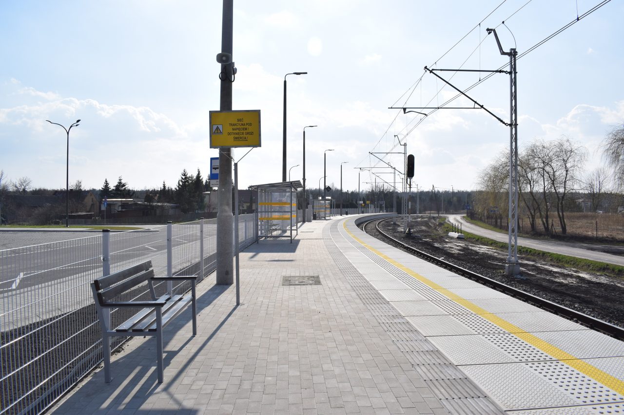 zdjęcie stacji kolejowej